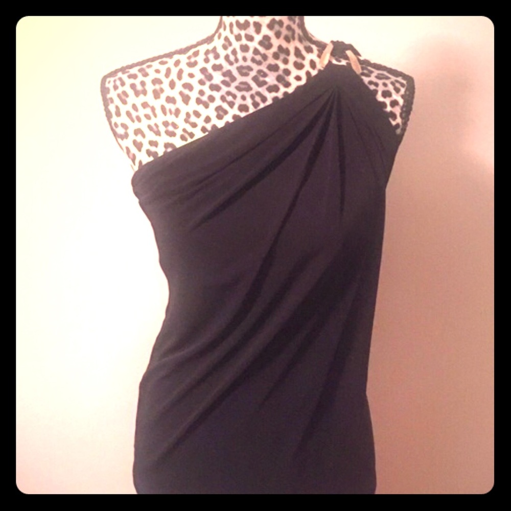 Black Michael Kors One shoulder top